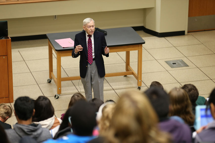 Roger E. Kirk teaching Baylor students