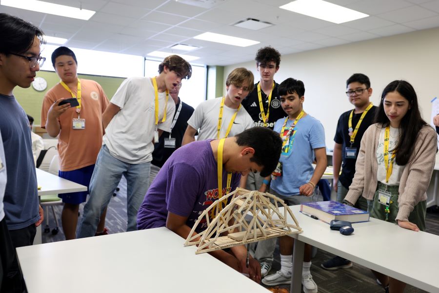 Baylor Hosts Gifted Students for Immersive Summer Camps Media and Baylor Hosts Gifted Students for Immersive Summer Camps Media and