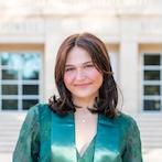 Lily Dickenson headshot