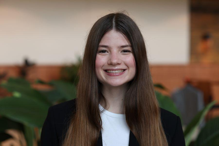 Ava Frescura, Baylor University biology major