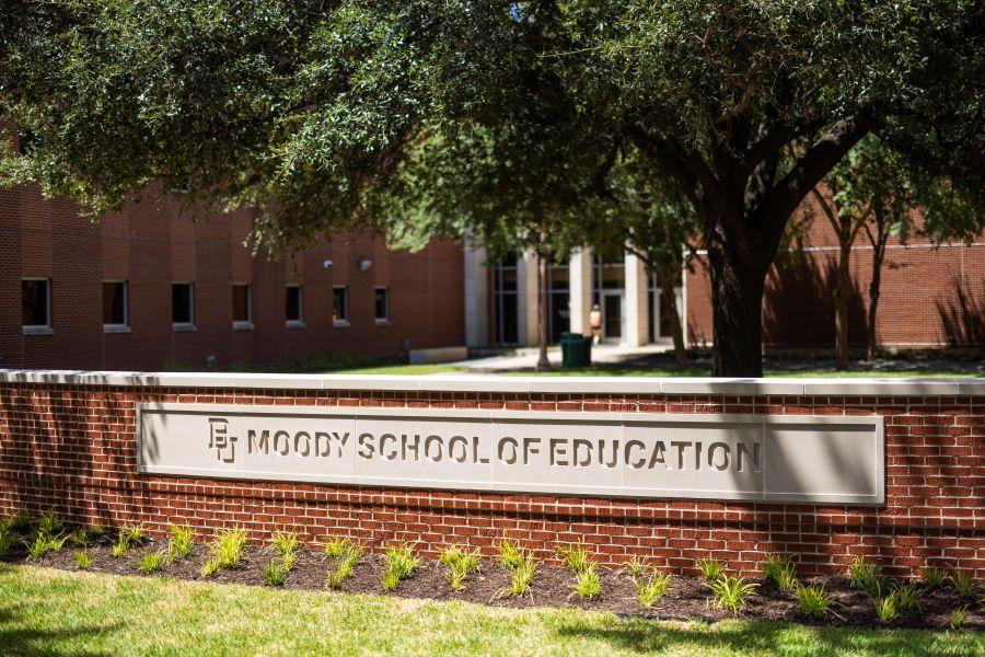 New sign for Baylor University's newly named Moody School of Education