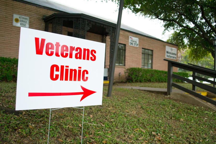 Veterans Clinic Sign